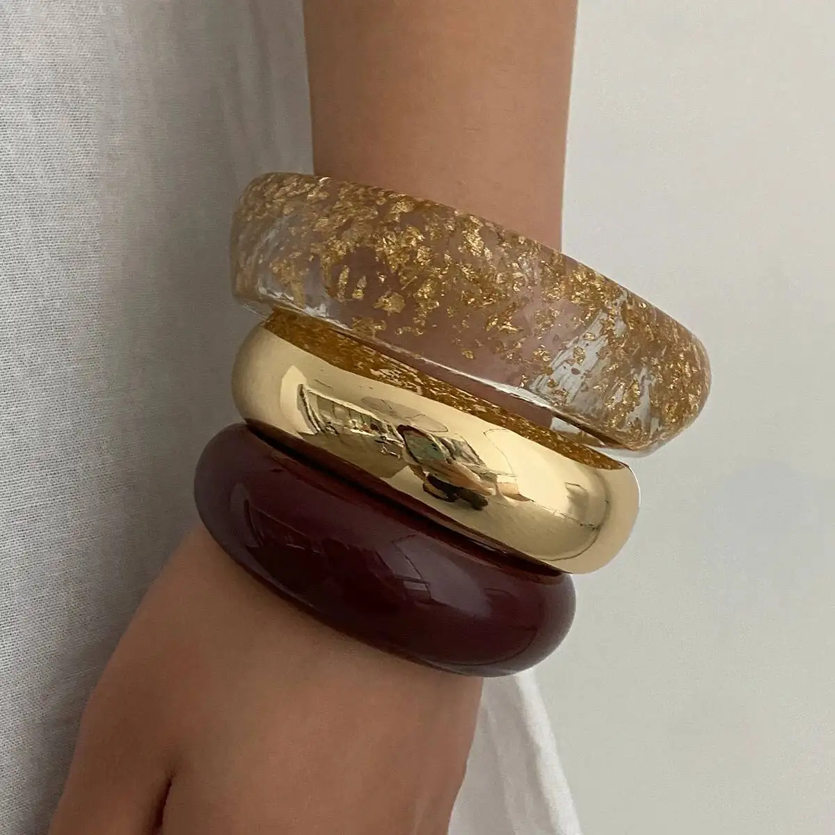 

Vintage Punk Chunky Resin Acrylic Thick Bangles Women's Irregular Geometric Hyperbole Daily Bangle Bracelet 3 Styles Jewelry