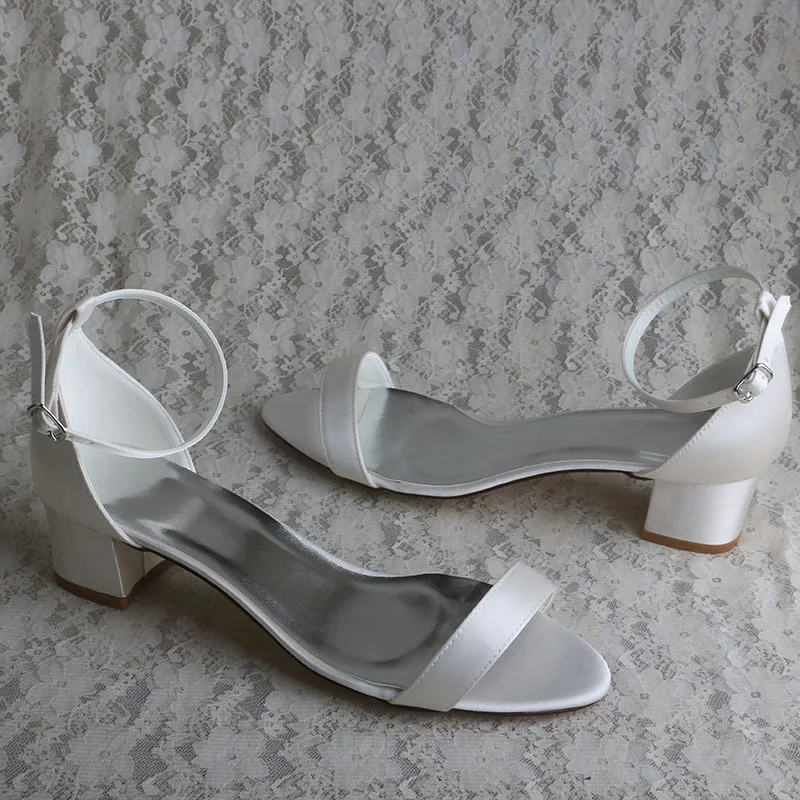 Venus Lure Customized Heel Hot Selling Large Size Summer Sandal Shoes Wedding Ivory Satin Low Heel Sandals