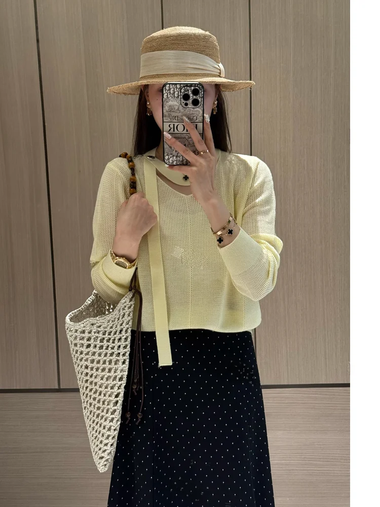 

Romantic Spring New Loose Knitted Necktie Top Versatile Lazy Style Women's Fashionable Casual V-neck Long Sleeve Sweater