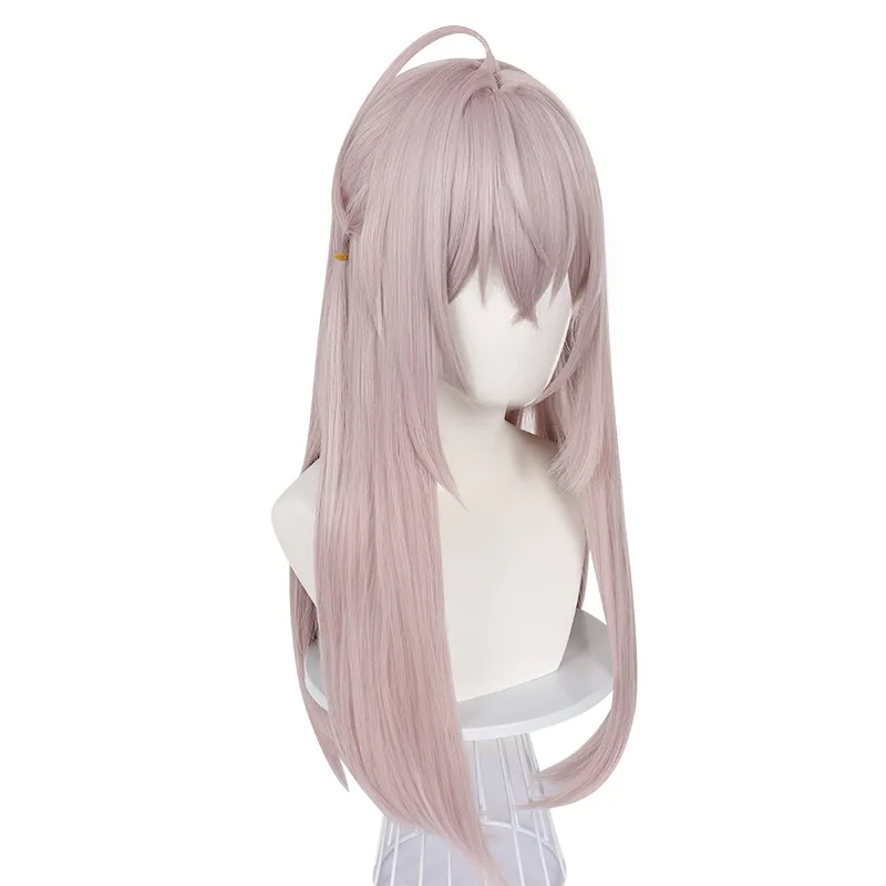 De pruik die mijn klasgenoot Clara droeg voor haar cosplaying was een lichtroze lang haar met een realistische hoofdhuidtop.