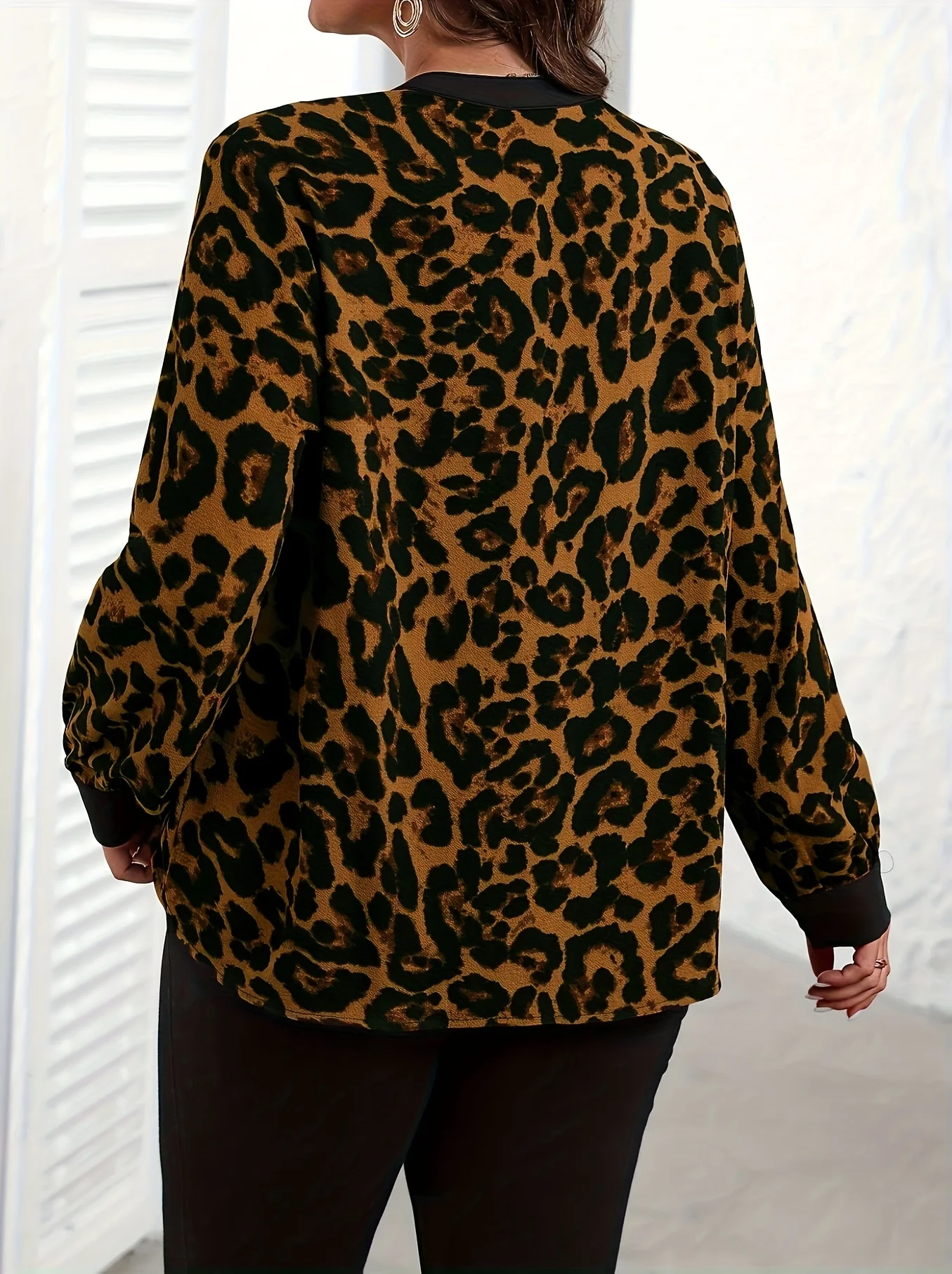 レディースプラスサイズトップス春のシックでエレガントなトップスカジュアルレディースファッショナブルトップスに最適