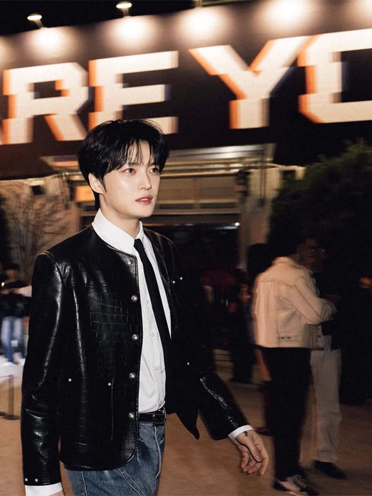 

Jin Zai Zhong Men's Crocodile Pattern Jaet Autumn Sli Design Collarl een Gem Button Cardigan Outerwear Cleanfit Sle