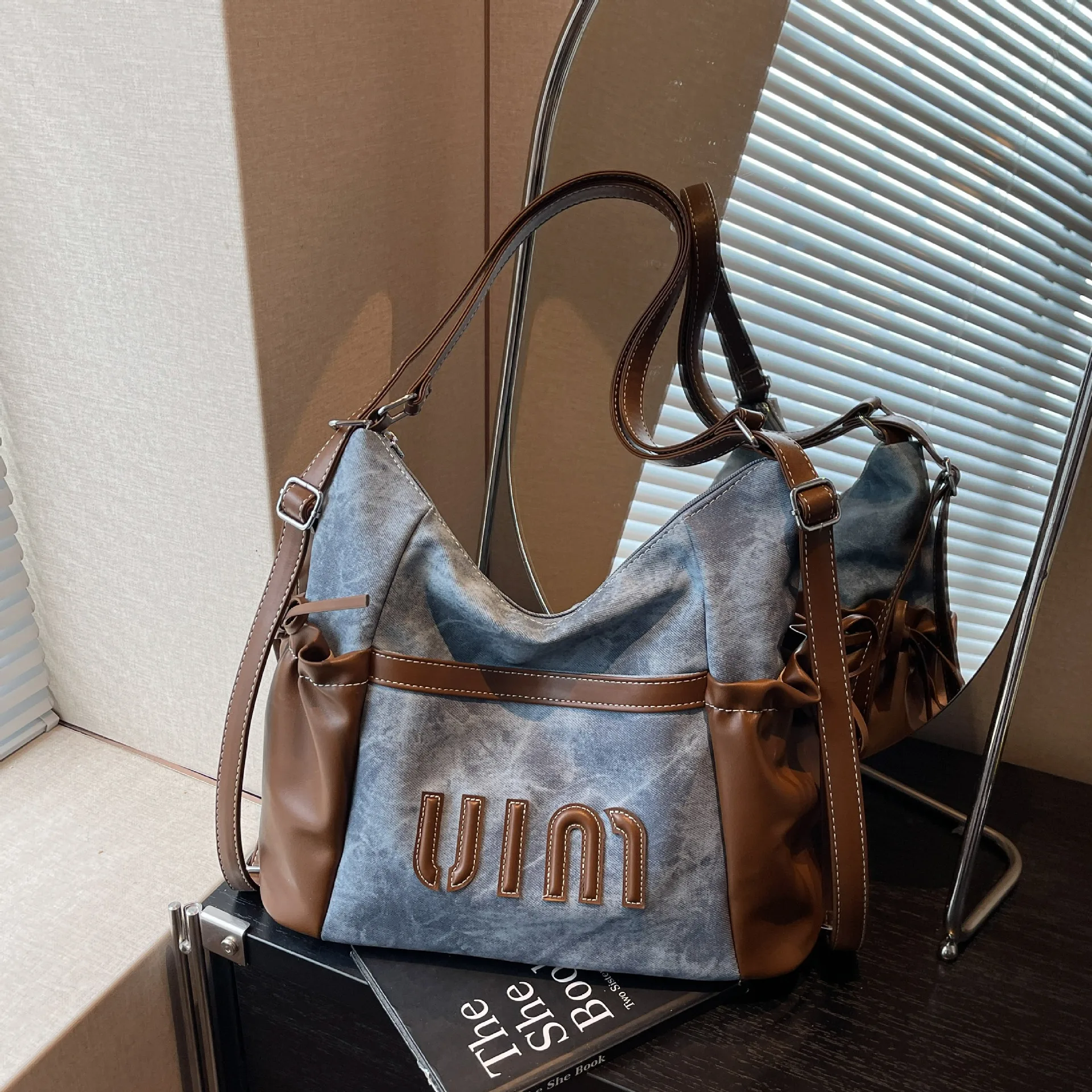 

2025 Matte Tote Bag, Vintage Backpack for Women, Spacious Bucket Purse, Multifunctional Day-to-Night Bag, Textured Sling Bag