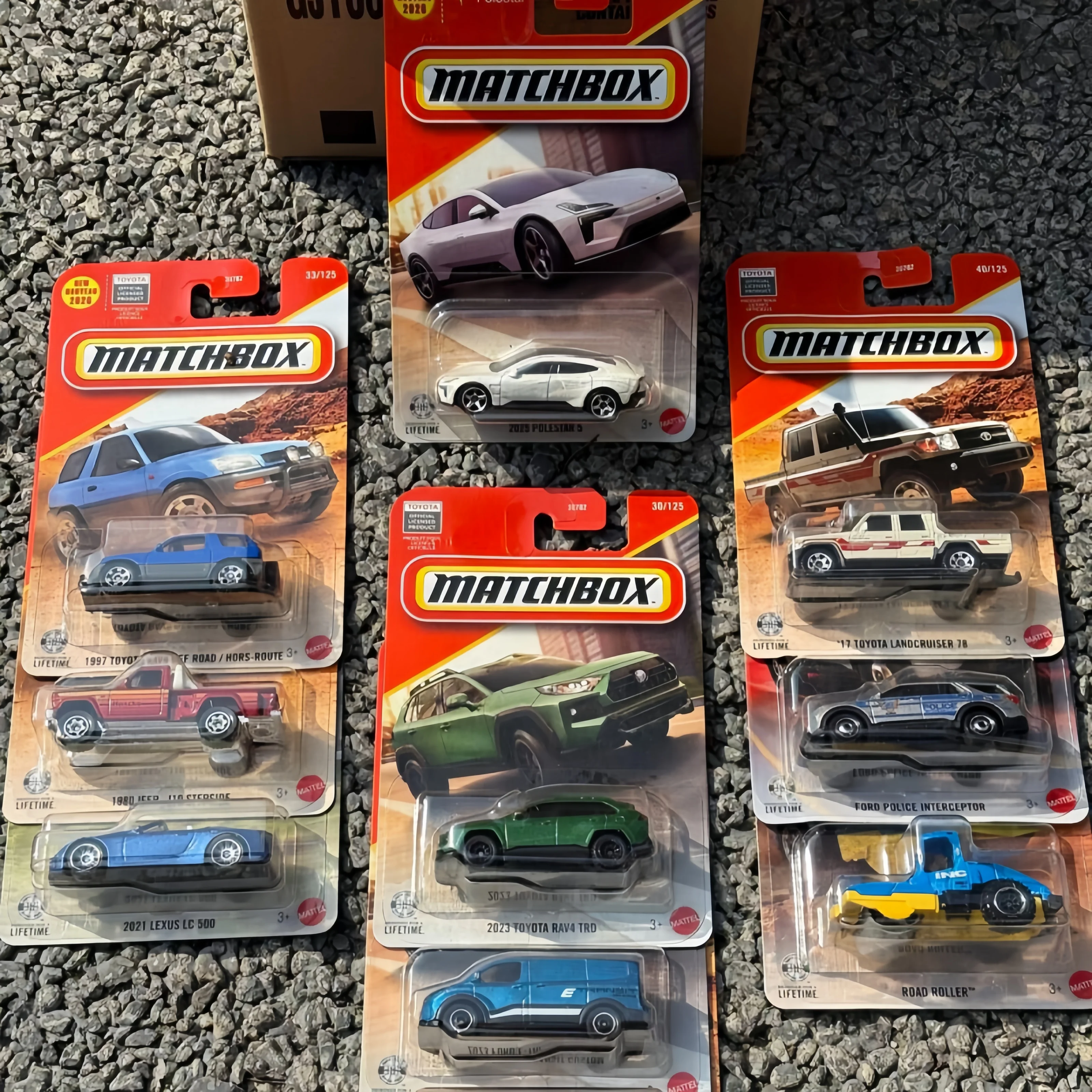 

Машинки Matchbox 1/64: Оригинальные модели Polestar, Ford Police Interceptor, Toyota Rav4, Landcruiser. Игрушки-модели автомобилей для мальчиков. Подарок.
