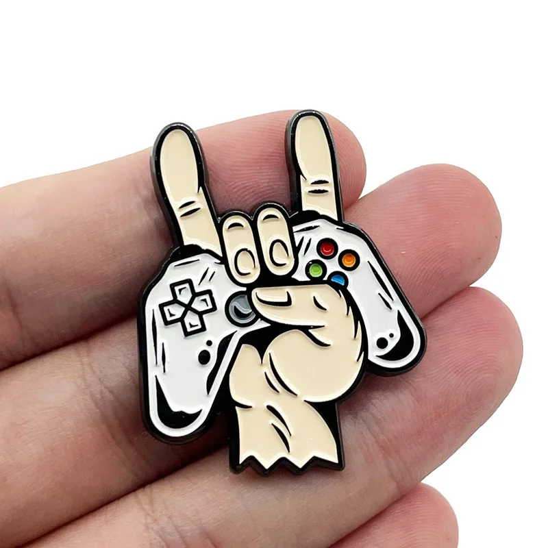 Game Controller Shape Metal Enamel Pin Gamer Backpack Lapel Decor Badge Accessory