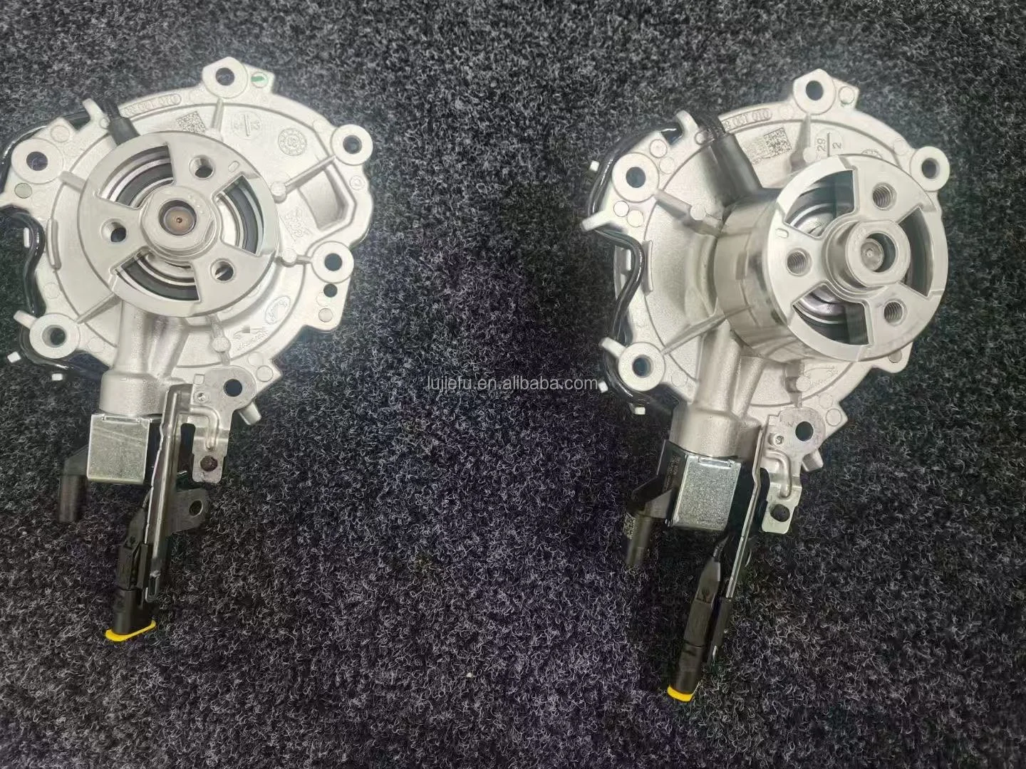 AJ200 engine coolant pump for Land Rover Defender, Evoque Velar XFL, XEL, f-pace LR154597 LR123392 LR092953 JDE38596 JDE40573