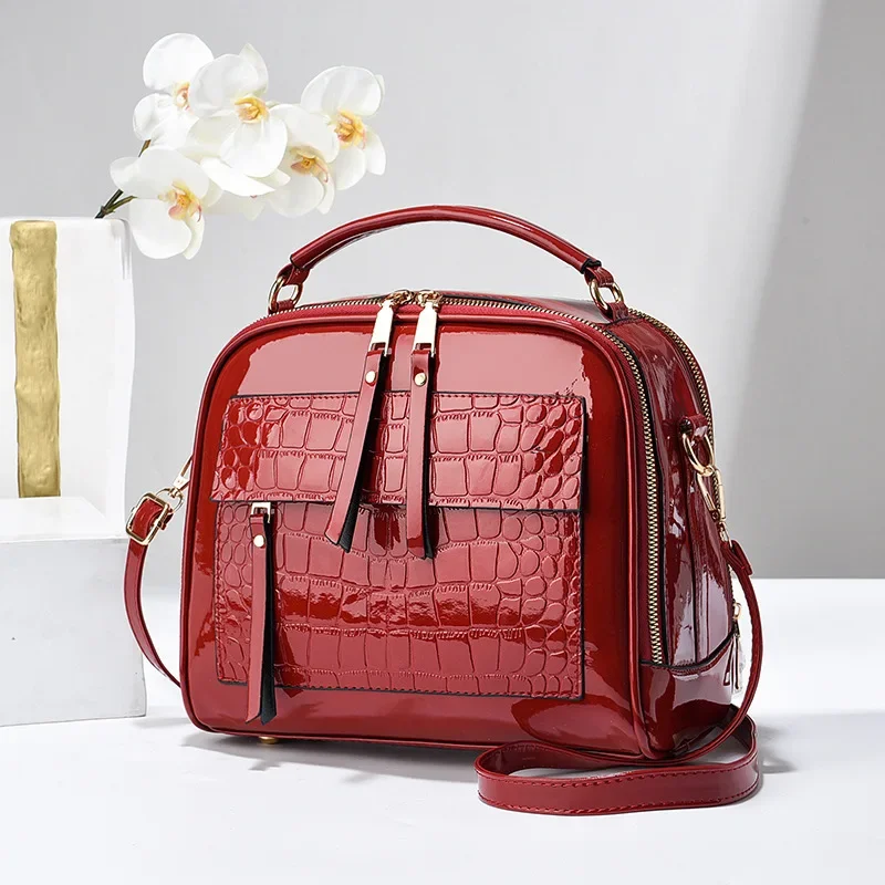 2024 Western Style Retro Womens Small Crossbody Bag Trendy Glossy Patent Leather Women\'s Bag Designer Female Handbag Purses