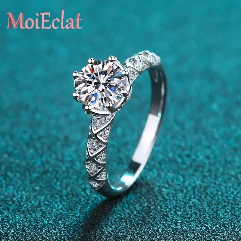 

Cross Pattern Wedding Rings, 1 Carat Moissanite Platinum PT950 Eight Claws Settting Ring for Women Brilliant Luxury Jewelry