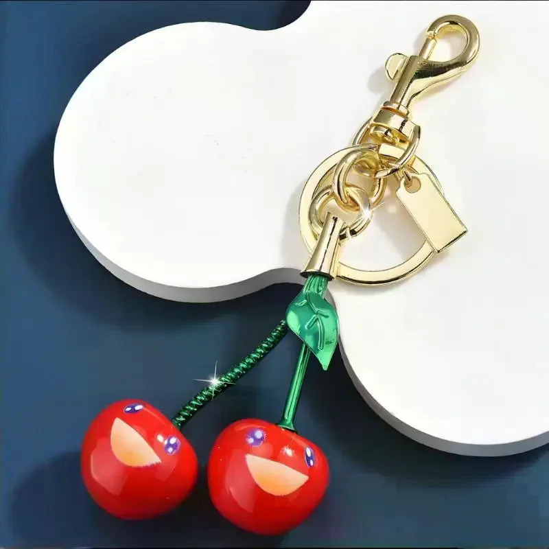 Mode Lächelnde Kirsche Schlüsselbund Kirschen Tasche Anhänger Schlüsselring Rucksack Dekoration Zubehör Geschenke Frauen Männer Auto Schlüssel Ketten