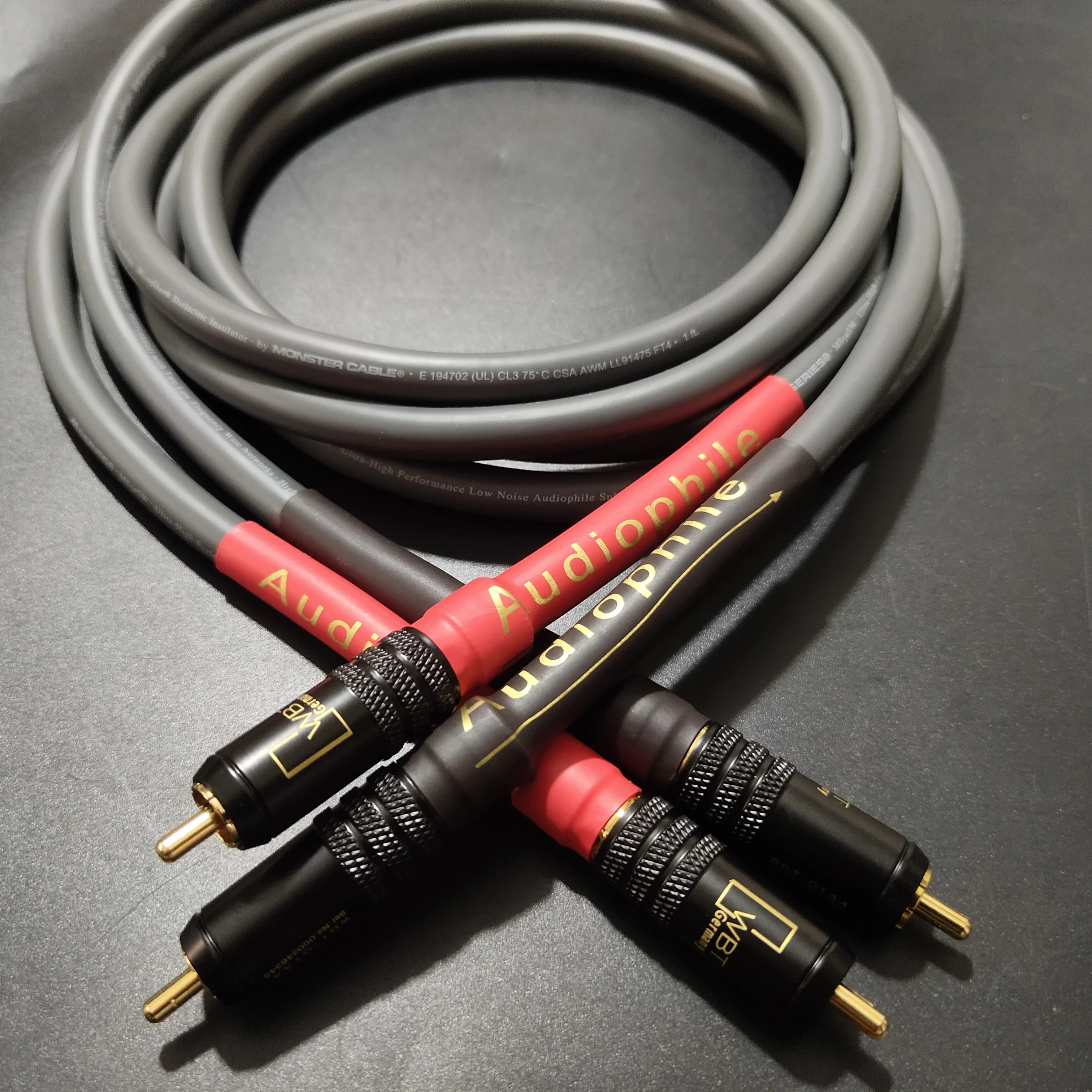 

New upgrade Monster M850sw OCC Audiophile RCA audio cable lotus signal wire use Sterling silver solder WBT gold-plated plug