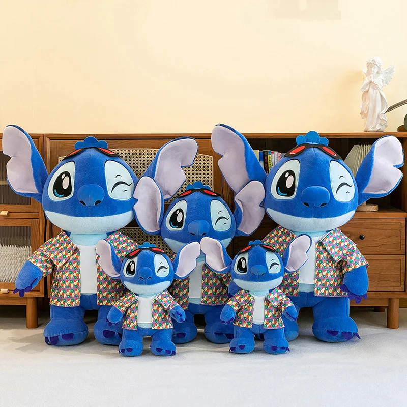 ตุ๊กตาสติทช์ชุดฤดูร้อนน่ารัก ตุ๊กตาสติทช์นุ่มนิ่มสำหรับเด็ก ของขวัญวันเกิด คริสต์มาส ของเล่นนุ่มสไตล์อนิเมะน่ารักสำหรับเด็ก