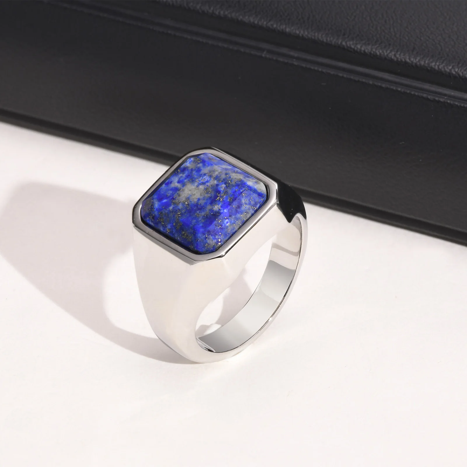 Męskie obrączki ślubne, biżuteria na palce dla nastolatków, pierścionki Lapis Lazuli ze stali nierdzewnej 17 mm Prezenty imprezowe dla niego