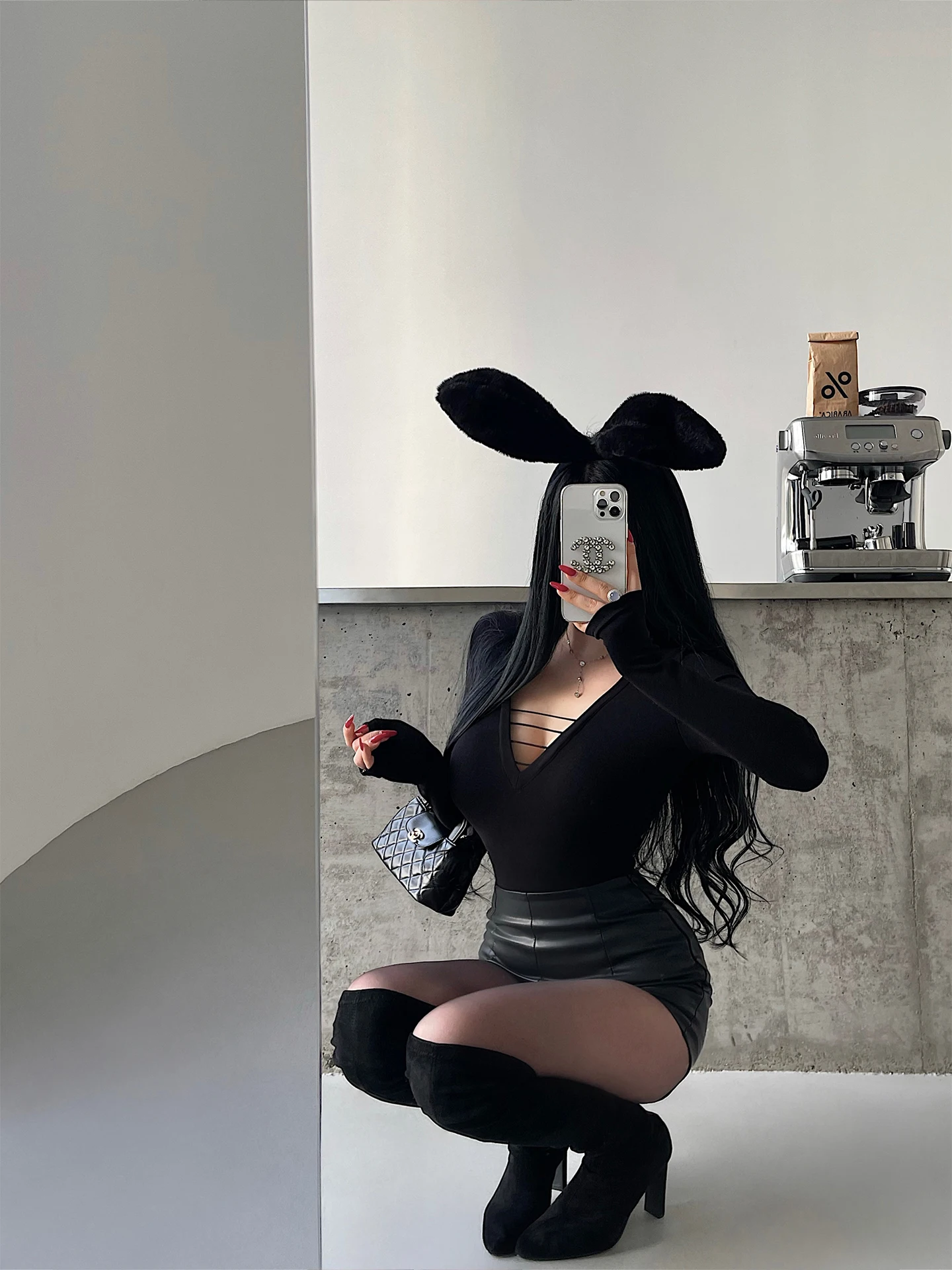 Sexy Pure Desire Style Long Sleeve V-Neck T-Shirt Women's Slim Fit Base Layer Top with Chest Strap Hollow out Design Casual Wear