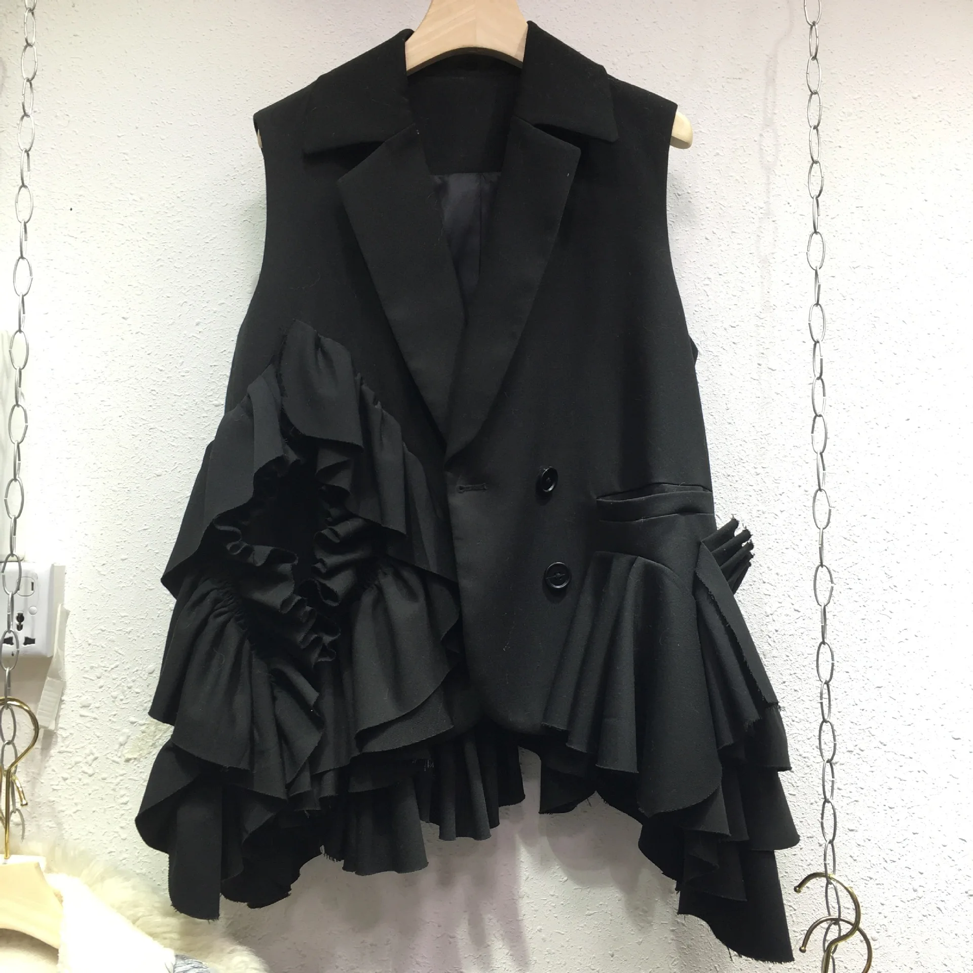 SuperAen European Style 2024 Autumn New Suit Collar Irregular Pleated Ruffle Edge Patchwork Sleeveless Vest Jacket