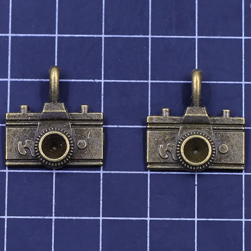 Bronze Tone Camera Cute Pendants Charms Jewelry DIY Component 22x21mm