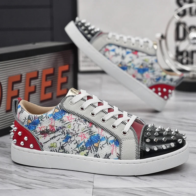 

Four Seasons' Best-selling Men's Round-toed Low-top Lace-up Soft-soled Trendy Brand Design Niche Rivet Fashionable Casual Shoes