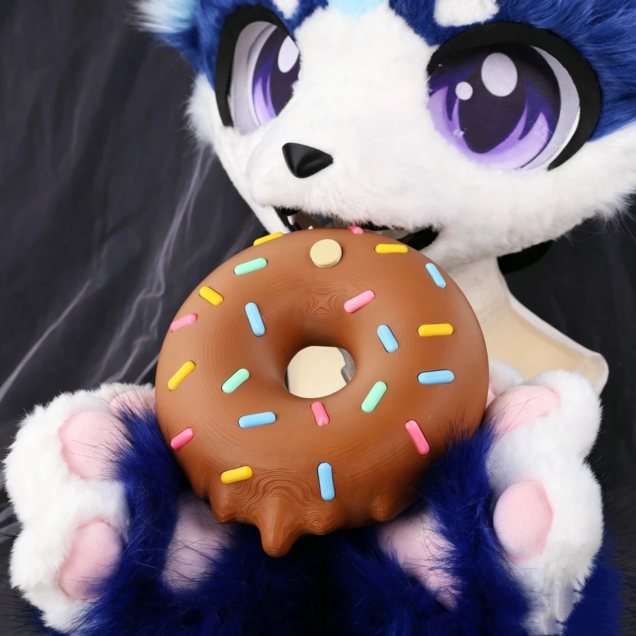 Rechargeable Wearable Neck Cooling Fan, Donut‑Shaped Mini Ventilation Fan for Fursuit Head Shell Furry Cosplay Comic Show