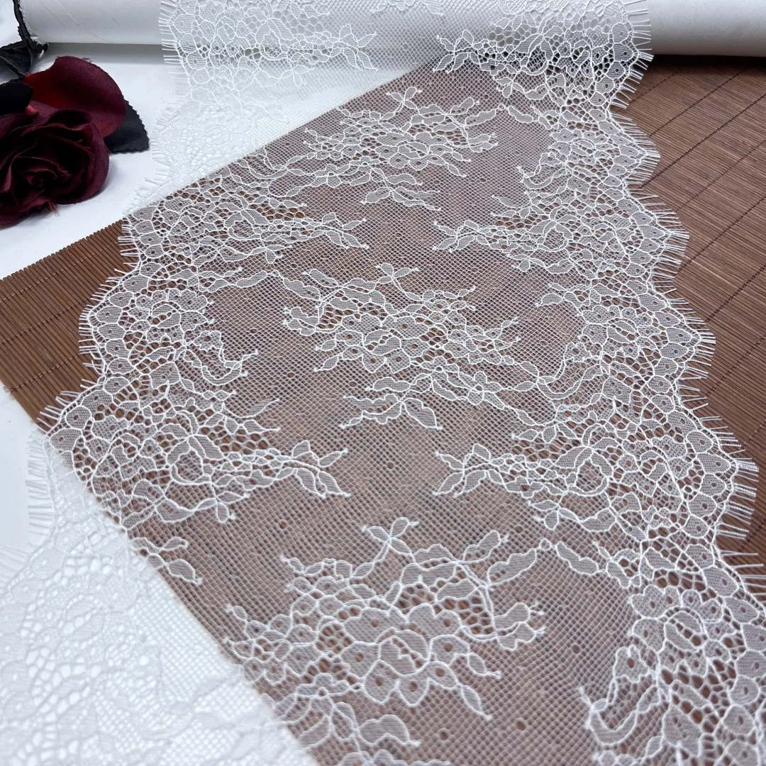 (3M/Peice) High Quality Chantilly Lace Trimming Wedding Lace Trims French Lace Fabric Eyelash Lace For Needle work