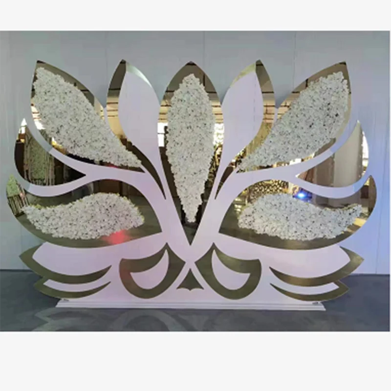 2024 Beautiful Mirrored Gold Sign Acrylic Flower Wall Backdrop For Wedding Rental