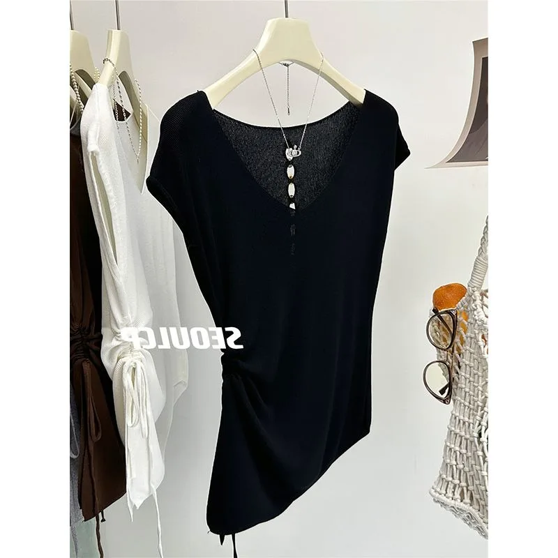 Women's Plus Size V-Neck Sleeveless Knit Top with Side Drawstring Ruched Casual Loose Fit Blouse for Curvy Figures