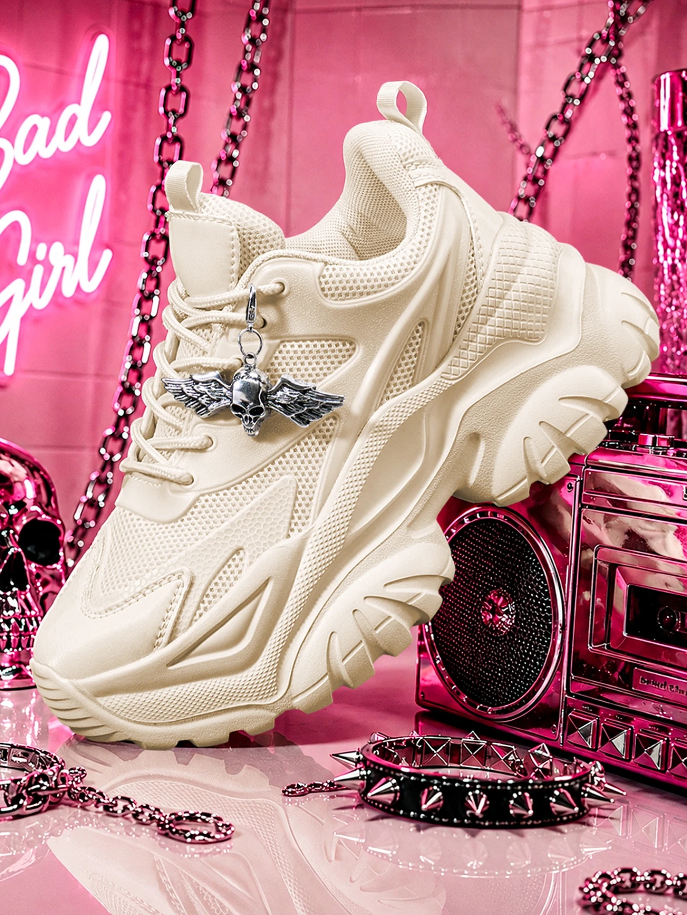 Women's Sweet-Cool Y2K Punk Style Thick-Soled 7cm Height-Increasing Vulcanized Shoes, High Street Fashion Theme, Versatile Off-White Casual Sneakers, Featuring a Lightweight and Breathable Mesh Fabric Upper, Paired with a Detachable Silver Angel Skull Metal Pendant, Unique and Trendy Women's Shoes for Daily Commuting