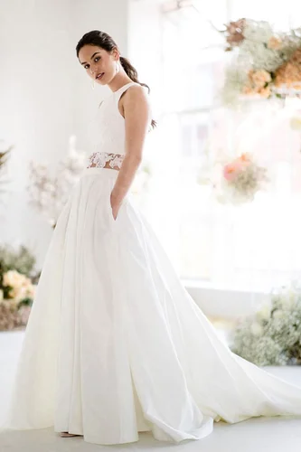 Imagen 2 del producto Últimos vestidos de novia personalizados de dos piezas, vestidos de novia de encaje, vestidos de novia blancos sin mangas, cuello redondo, botones en la espalda 2024