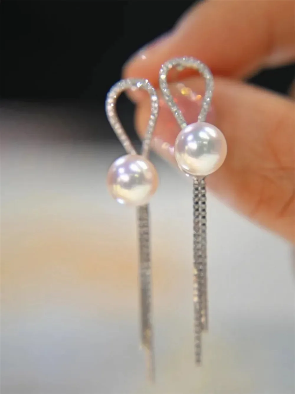 

Серьги-кисточки из 18-каратного золота и меди, 8-10 мм