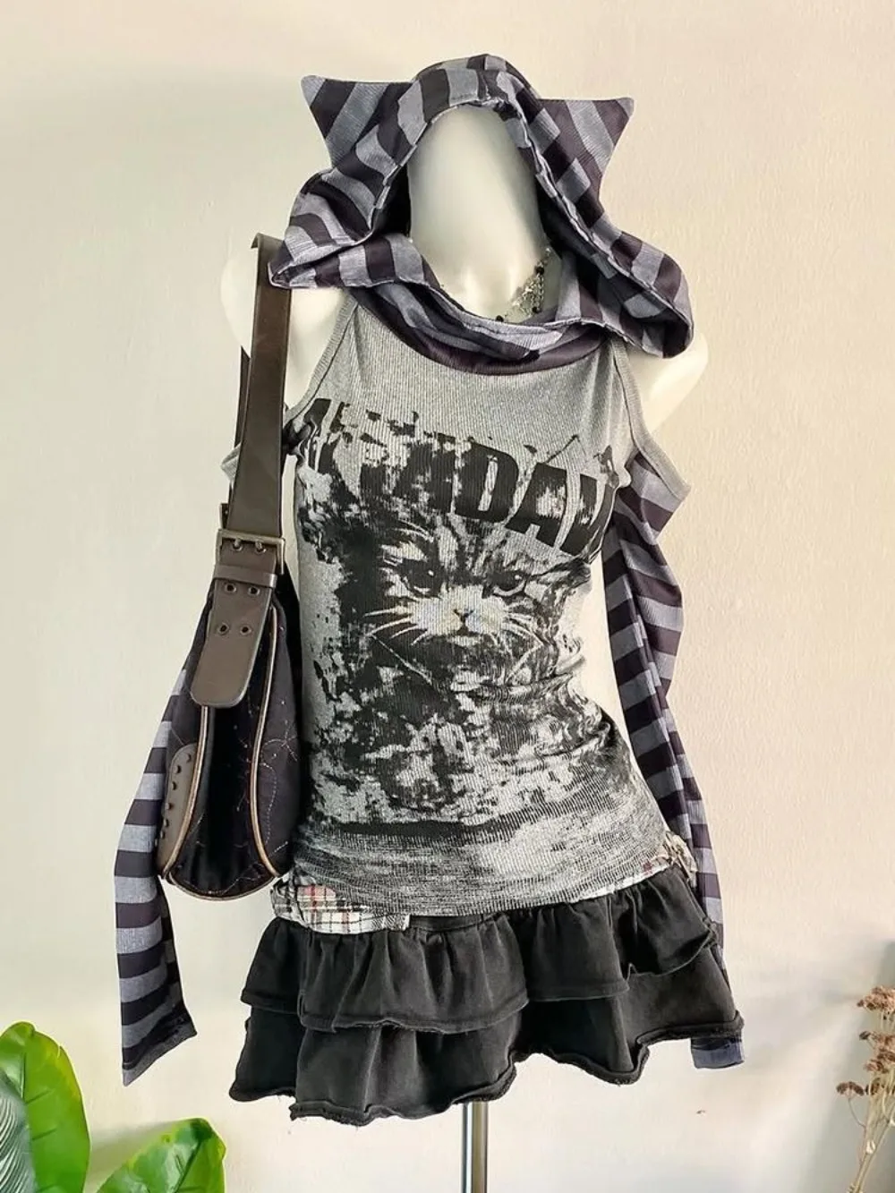 Y2K American Goth Spice Girls Mujer Camisetas Fake Two Piece Minority Long Sleeve T-shirt Stripe Off Shoulder Slim Shirts