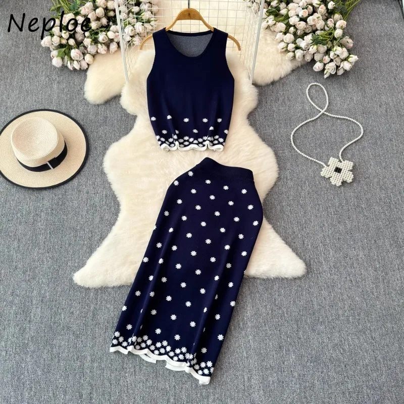 

Neploe Fashion Heavy Embroidery Little Daisy Sleeveless Tops+ High Waist Bodycon Split Skirts 2024 Summer New Two Piece Sets