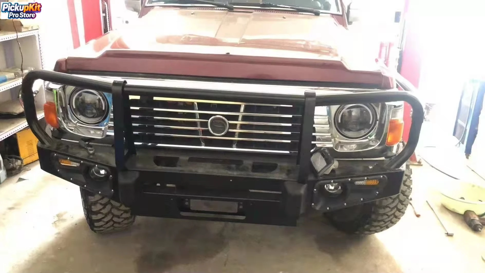 

Off-Road Heavy-Duty Front Bumper Bull Bar for Patrol Y60 GQ