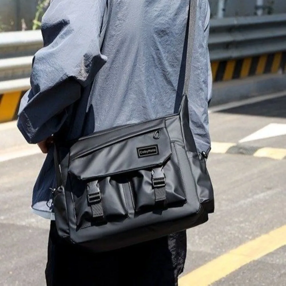 Large Capacity Men Crossbody Bag Square Harajuku Casual Messenger Bag Lightweight Japanese Style Nylon Postman Bag Unisex