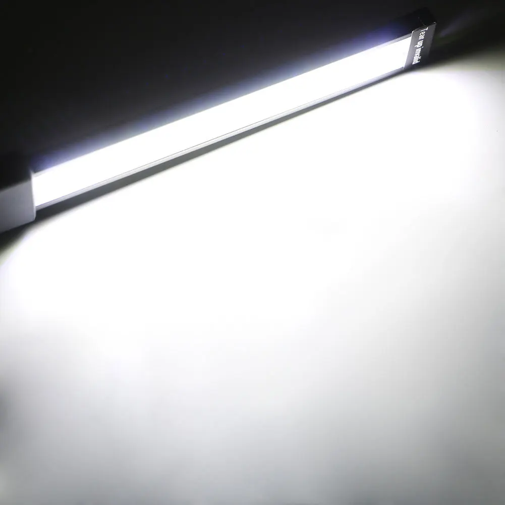 COB ไฟฉาย LED IP44 กันน้ําการตรวจสอบ COB ไฟฉาย 1800mAh ซ่อมรถยนต์ไฟทํางานสําหรับ Camping กลางแจ้งใช้