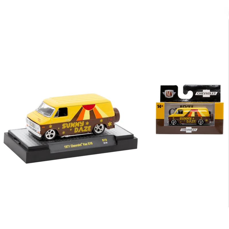 

M2 Machines 1:64 Scale Diecast Alloy 1971 Chevrolet Van G10 Toys Cars Model Classics Adult Gifts Souvenir Static Display