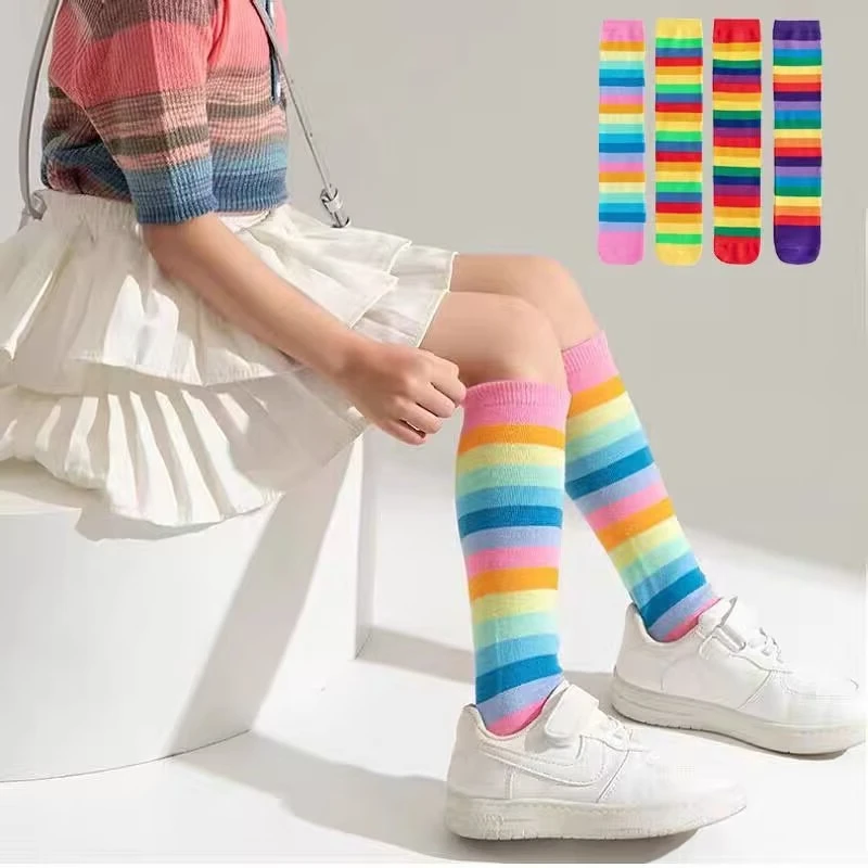 Bunte gestreifte weiche Baumwoll-Kniestrümpfe, Neuankömmling, Kinder-Regenbogensocken, Sportsocken für Mädchen und Jungen, Kleinkinder, hohe Qualität, 2-12 Jahre
