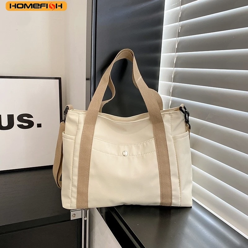 Thumbnail 2 - #24 Best Messenger Bags to Buy In 2026