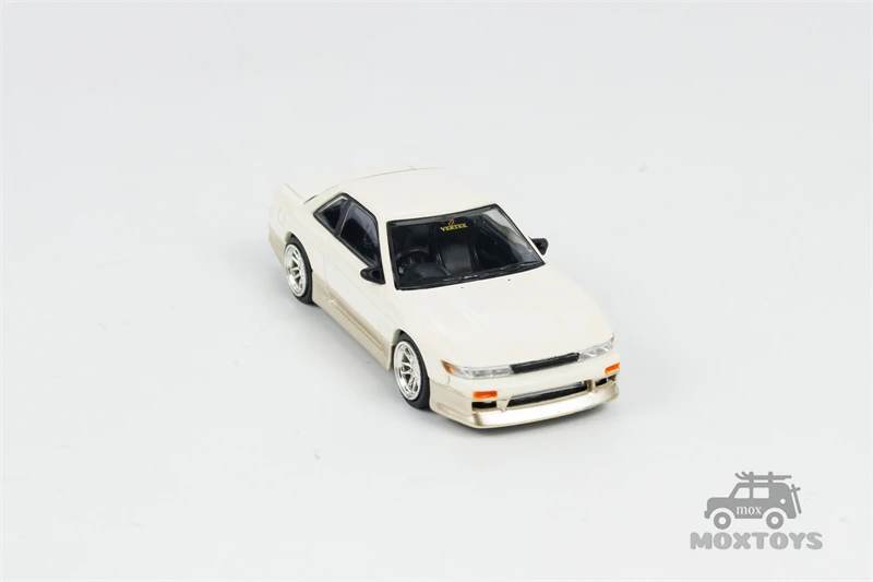 Tarmac Works 1:64 VERTEX Silvia S13 White / Gold Diecast Model Car