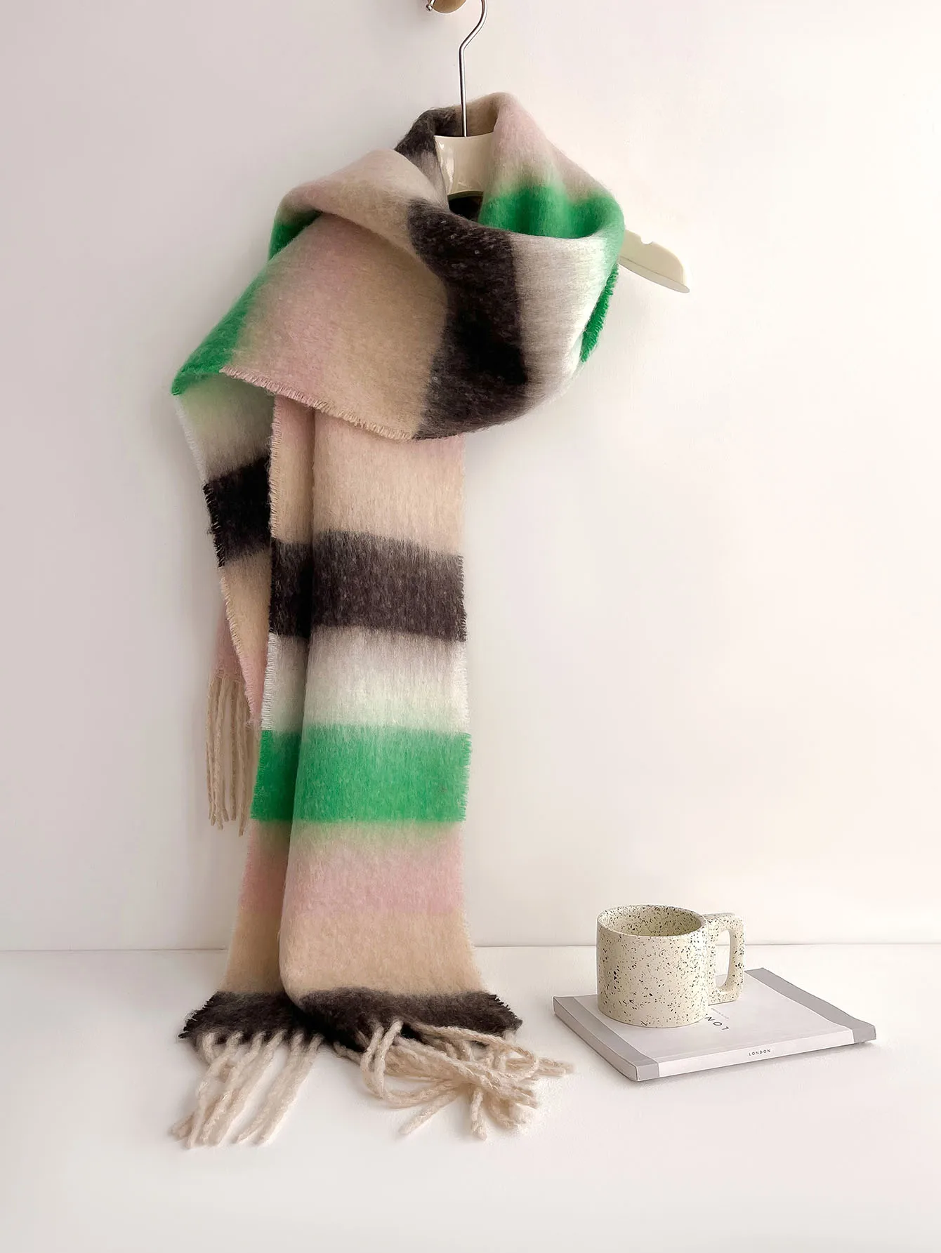 Cashmere Autumn Winter Plaid Scarf Women Luxury Accessories Warmth Polychrome Tassels Pashmina Scarf Furry Mohair Shawl