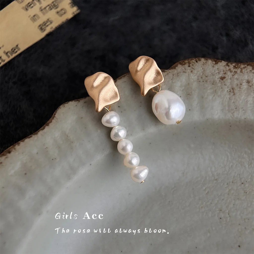 

Wholesale 925 Silver Baroque Freshwater Pearl Earrings Asymmetrical French Vintage Luxury Handmade Ear Studs Fashion Jewelry