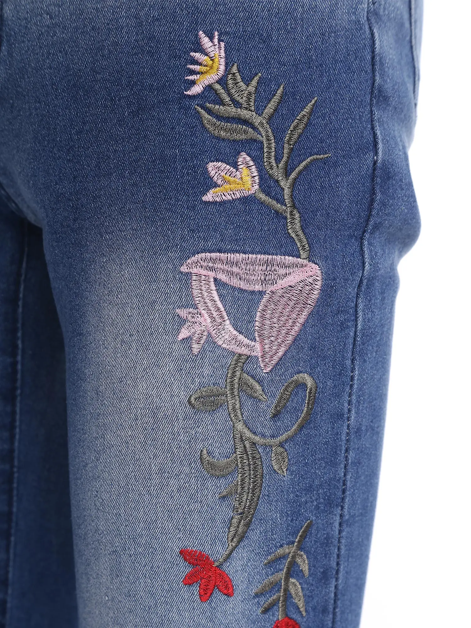 

Womens Exquisite Floral Embroidery Flared Jeans Bell Bottom with Raw Hem Denim Pants Stylish Trousers Casual Bell-bottom Jeans