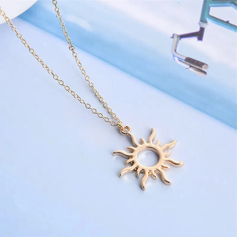 Tangled Rotating Sun Ray Shaped Pendant Necklace Stainless Steel Spinning Spiral Swivel Sunlight Sunshine Wheel Charm Choker