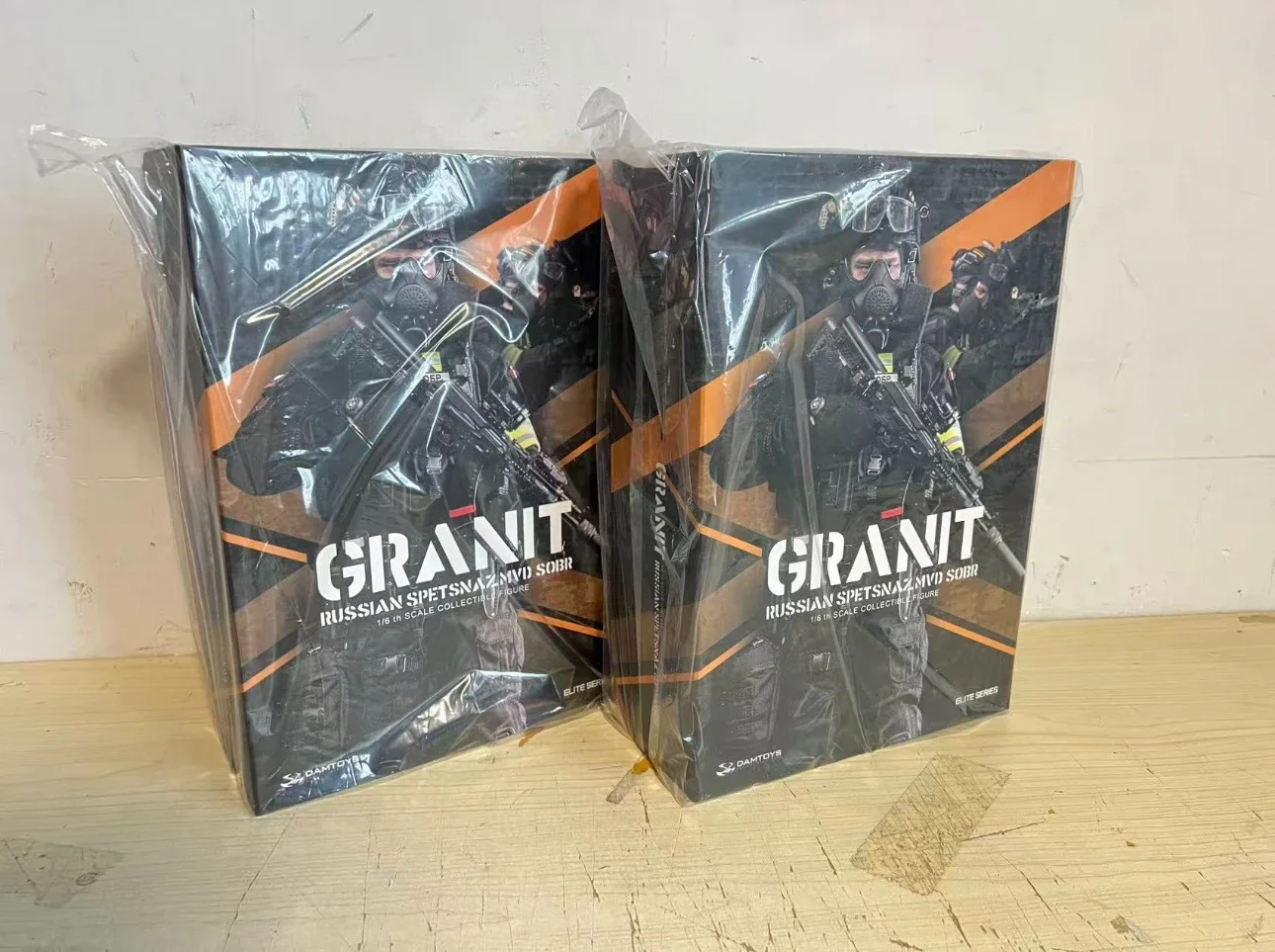 

Original DAMTOYS DAM 78103/S 1/6 Scale Russian MVD Granite Response Team Elite/Special Edition Action Figure Model Toys Gifts