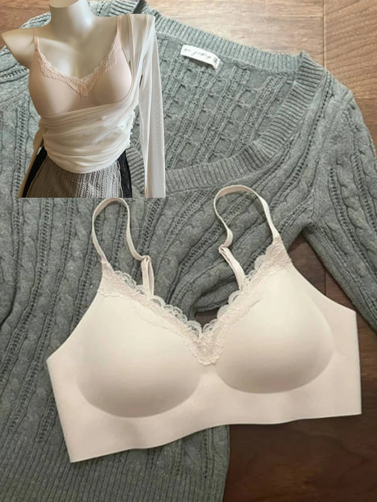 BANERDANNI Japanese Style Seamless Bra | Small Bust Summer Lightweight Lingerie Wireless Adjustable Straps | Design UK Favorite