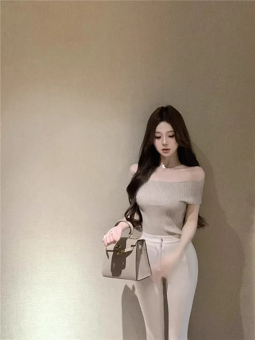 Fora do ombro camiseta de secagem rápida das mulheres vermelho brilhante simples sólido moda topo versão regular básico simples feminino t pura luz vibe