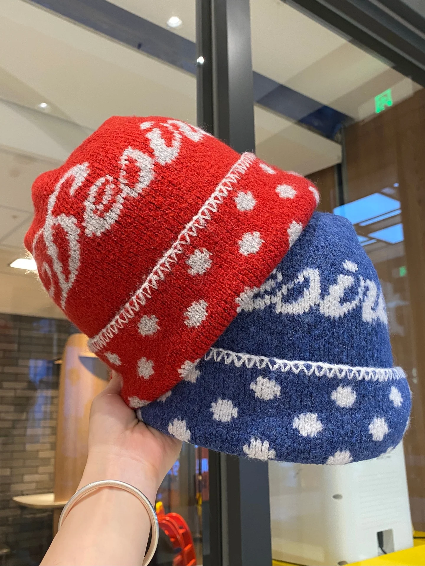 american-retro-polka-dot-letter-knitted-hat-unisex-autumn-winter-trendy-warm-ear-protection-woolen-cap-casual-style-no-brim