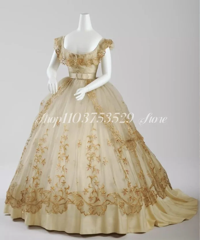 1860s History Museum Evening Gowns Light Champagne Round Neck Lace Appliqué Embroidery Tulle Renaissance Party Customised abiye