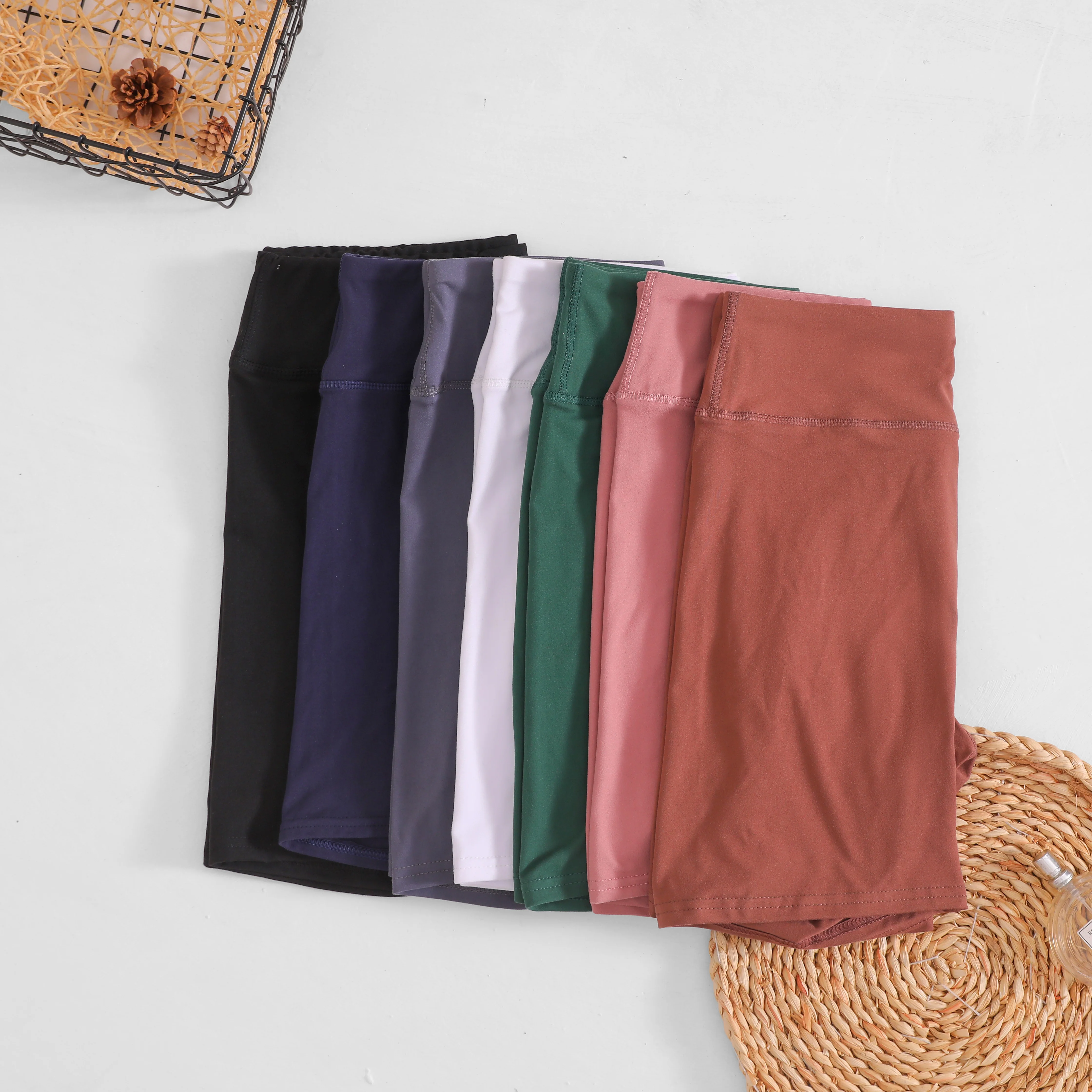 Einfarbige Radlerhose für Damen, Sport, Yoga, kurze Leggings, Kompressionsunterstützung, schweißableitend, umfassendes Training, Joggen