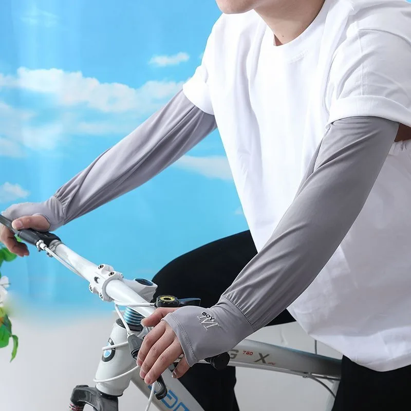 Manicotti da braccio in seta di ghiaccio da uomo protezione solare guanti da guida elastici protezione UV per esterni manicotti copribraccio leggero e fresco