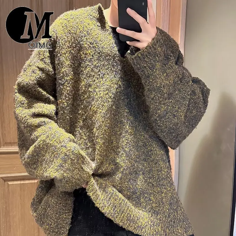 [OIMG] Autumn And Winter Versatile Lazy Loose Couple Moss Green V-neck Off Shoulder Niche High-end Sweater