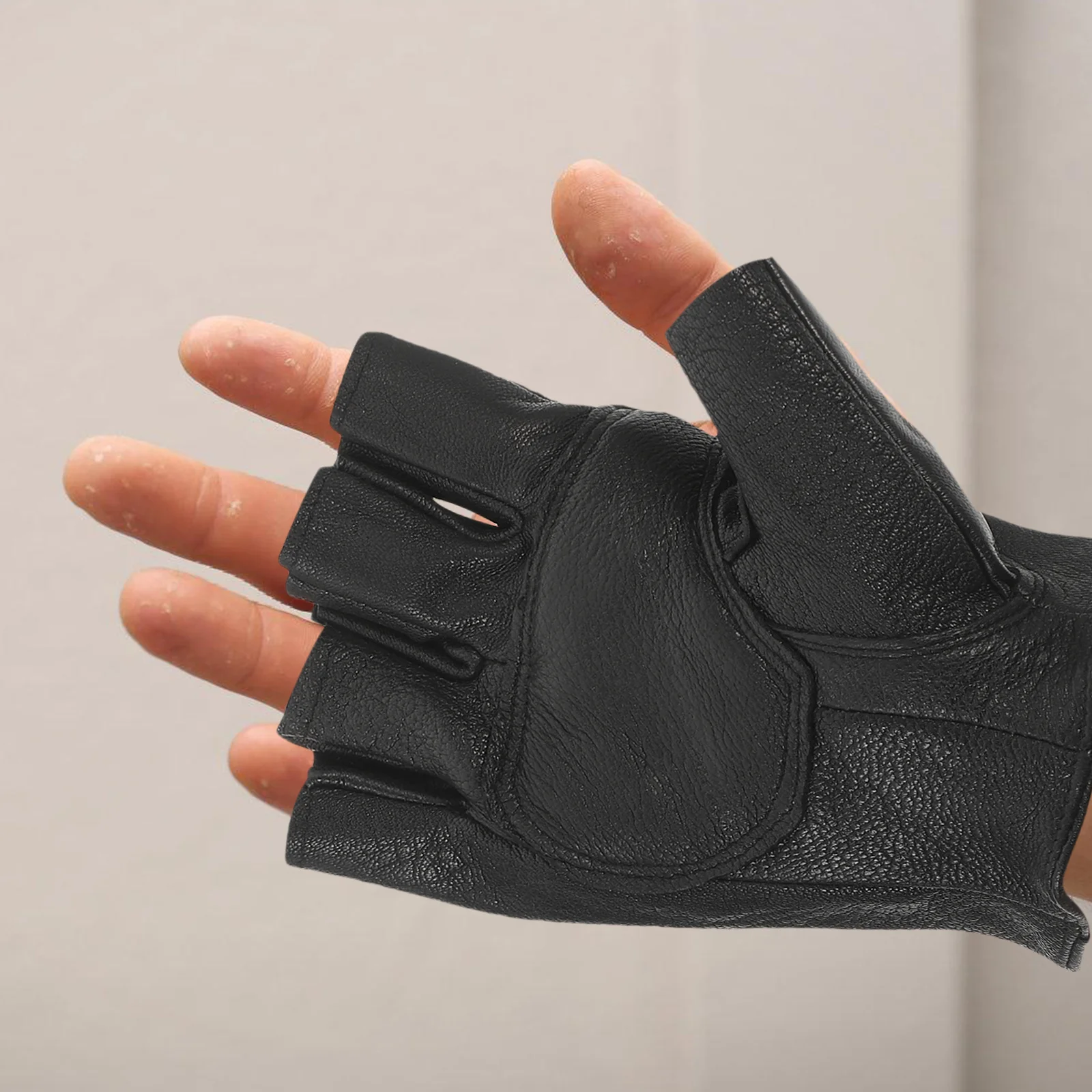 1Pair Breathable Half Finger Gym Gloves Anti Skip Cycling Gloves for Outdoor Sports Fitness Weight Lifting Training