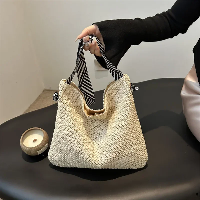 

Large capacity straw women's summer vacation woven bag lazy wind shoulder commuter tote bag